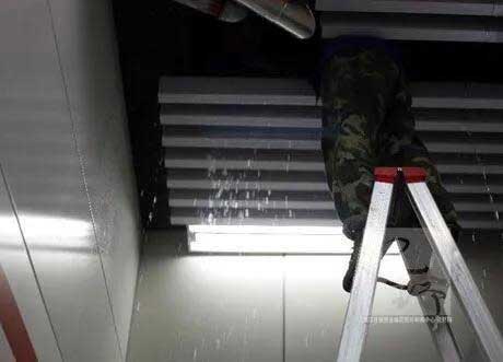 地鐵車(chē)站堵漏